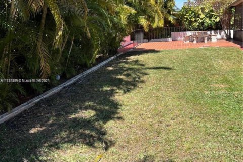 Купить виллу или дом в Майами, Флорида 3 спальни, 147.62м2, № 1779455 - фото 16