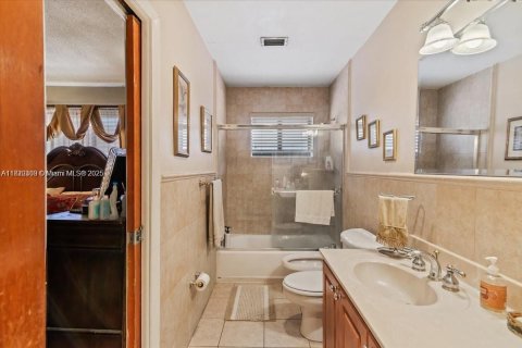 Купить виллу или дом в Майами, Флорида 3 спальни, 147.62м2, № 1779455 - фото 9