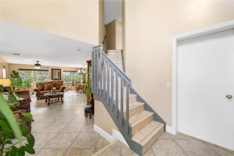 House in Margate, Florida 3 bedrooms, 175.21 sq.m. № 2088322 - photo 12
