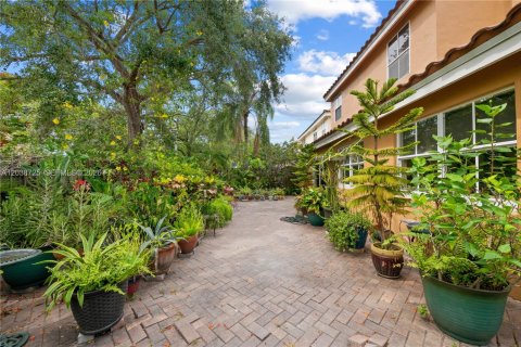 House in Margate, Florida 3 bedrooms, 175.21 sq.m. № 2088322 - photo 23