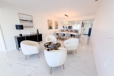 Condo in West Palm Beach, Florida, 2 bedrooms  № 2238950 - photo 7