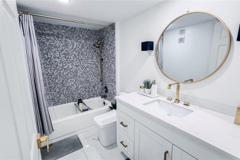Condo in West Palm Beach, Florida, 2 bedrooms  № 2238950 - photo 30