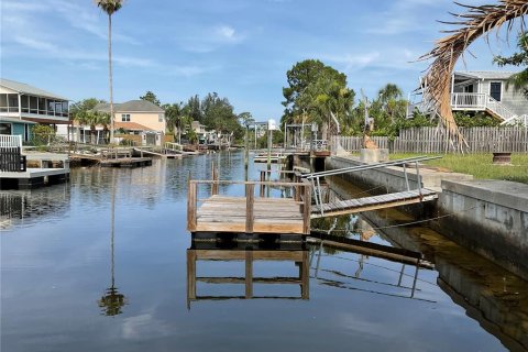 Villa ou maison à vendre à Hudson, Floride: 2 chambres, 74.32 m2 № 1762172 - photo 9