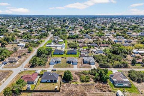 Casa en venta en Lehigh Acres, Florida, 3 dormitorios, 128.48 m2 № 2066521 - foto 16