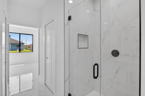 Casa en venta en Lehigh Acres, Florida, 3 dormitorios, 128.48 m2 № 2066521 - foto 26