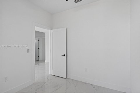 Casa en venta en Lehigh Acres, Florida, 3 dormitorios, 128.48 m2 № 2066521 - foto 21