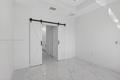 Casa en venta en Lehigh Acres, Florida, 3 dormitorios, 128.48 m2 № 2066521 - foto 28