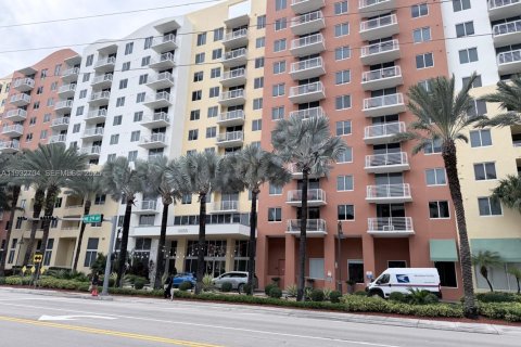 Купить кондоминиум в Авентура, Флорида 2 спальни, 100.06м2, № 1991766 - фото 1