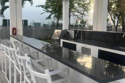 Купить кондоминиум в Дорал, Флорида 3 спальни, 156.91м2, № 2019462 - фото 26
