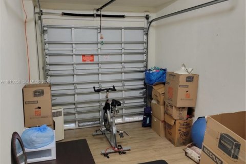 Купить кондоминиум в Дорал, Флорида 3 спальни, 156.91м2, № 2019462 - фото 16