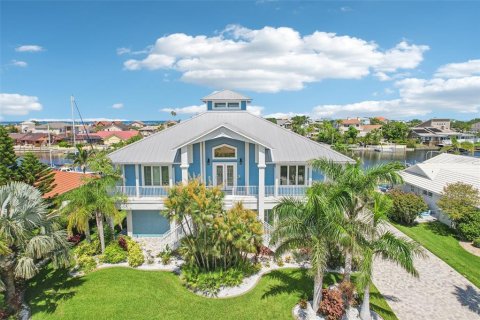 Casa en venta en New Port Richey, Florida, 3 dormitorios, 274.43 m2 № 1831215 - foto 3