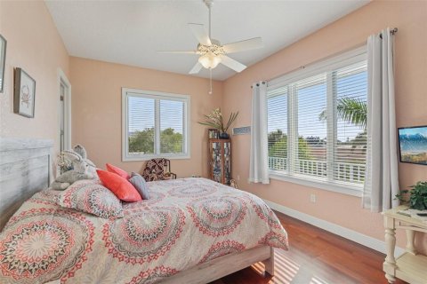 Casa en venta en New Port Richey, Florida, 3 dormitorios, 274.43 m2 № 1831215 - foto 19