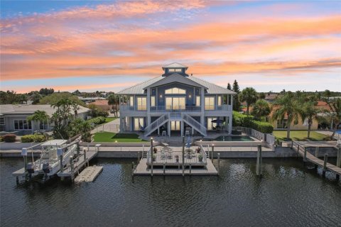 Casa en venta en New Port Richey, Florida, 3 dormitorios, 274.43 m2 № 1831215 - foto 5