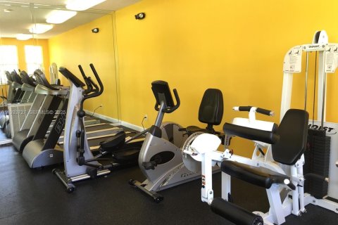 Copropriété à louer à Deerfield Beach, Floride: 2 chambres, 74.97 m2 № 1991996 - photo 14