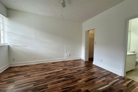 Copropriété à louer à Deerfield Beach, Floride: 2 chambres, 74.97 m2 № 1991996 - photo 9
