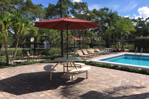 Copropriété à louer à Deerfield Beach, Floride: 2 chambres, 74.97 m2 № 1991996 - photo 15