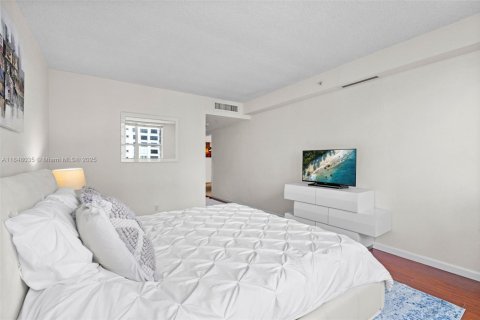 Copropriété à louer à Hollywood, Floride: 1 chambre, 77.57 m2 № 1848869 - photo 20