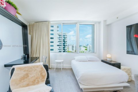 Condominio en venta en Miami Beach, Florida, 1 dormitorio, 83.43 m2 № 2244429 - foto 12