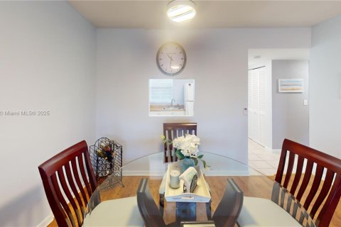 Condominio en venta en Sunrise, Florida, 1 dormitorio, 59.46 m2 № 1863274 - foto 10