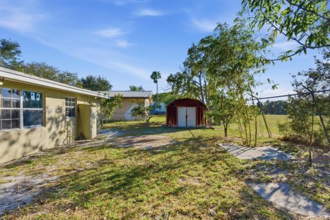 House in Fort Lauderdale, Florida 2 bedrooms, 57.79 sq.m. № 2032430 - photo 23