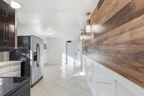 House in Fort Lauderdale, Florida 2 bedrooms, 57.79 sq.m. № 2032430 - photo 10