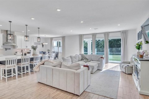 Villa ou maison à vendre à Clermont, Floride: 6 chambres, 397.99 m2 № 1830081 - photo 15