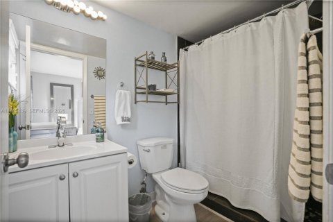 Снять в аренду таунхаус в Дейви, Флорида 2 спальни, 110.37м2, № 2004776 - фото 17