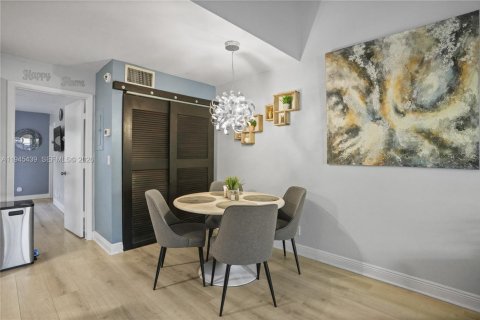 Снять в аренду таунхаус в Дейви, Флорида 2 спальни, 110.37м2, № 2004776 - фото 11