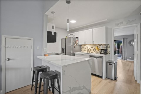 Снять в аренду таунхаус в Дейви, Флорида 2 спальни, 110.37м2, № 2004776 - фото 28