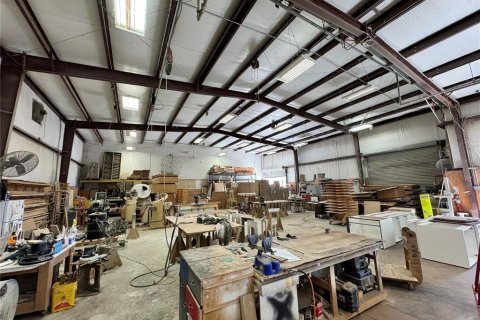 Commercial property in Sebring, Florida № 2233022 - photo 17