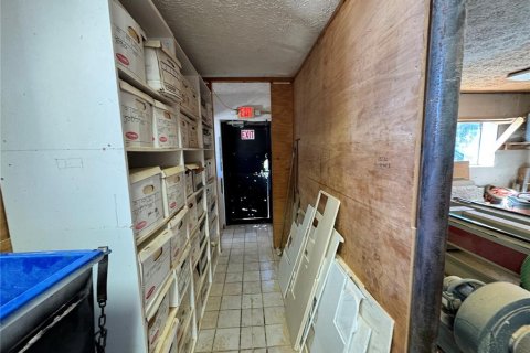 Commercial property in Sebring, Florida № 2233022 - photo 13