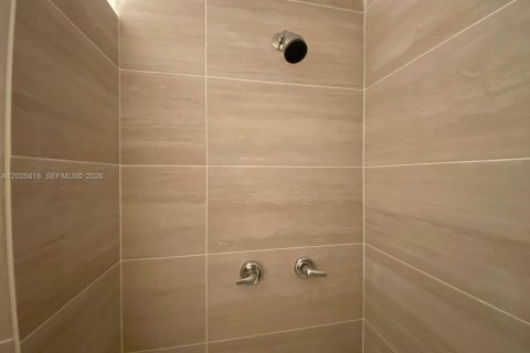 Copropriété à vendre à Lauderdale Lakes, Floride: 2 chambres, 87.7 m2 № 2090509 - photo 13