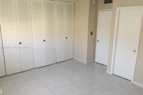 Copropriété à vendre à Lauderdale Lakes, Floride: 2 chambres, 87.7 m2 № 2090509 - photo 8