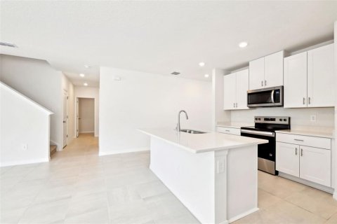 Casa en venta en Brooksville, Florida, 4 dormitorios, 232.53 m2 № 1531465 - foto 3