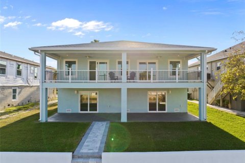House in Hudson, Florida 3 bedrooms, 197.6 sq.m. № 2118159 - photo 22