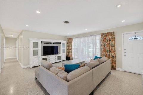 Villa ou maison à vendre à Plantation, Floride: 3 chambres, 192.31 m2 № 1802687 - photo 5