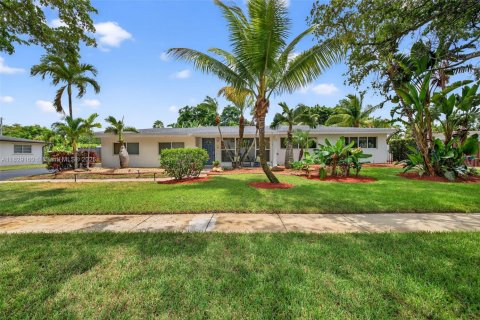 Villa ou maison à vendre à Plantation, Floride: 3 chambres, 192.31 m2 № 1802687 - photo 1