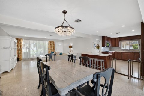 Villa ou maison à vendre à Plantation, Floride: 3 chambres, 192.31 m2 № 1802687 - photo 15