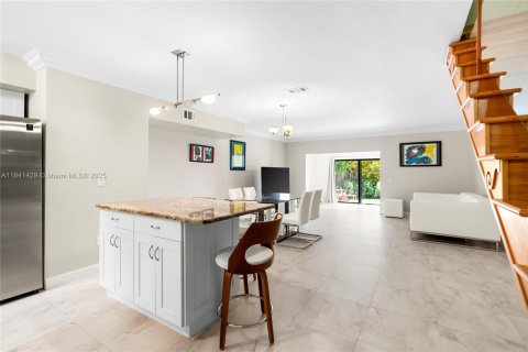 Adosado en venta en Hollywood, Florida, 2 dormitorios, 152.17 m2 № 1958152 - foto 11