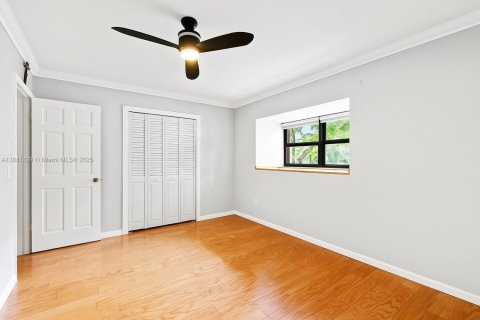 Adosado en venta en Hollywood, Florida, 2 dormitorios, 152.17 m2 № 1958152 - foto 25