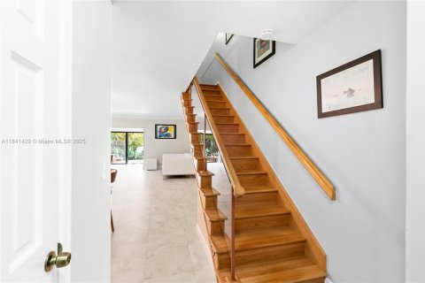 Adosado en venta en Hollywood, Florida, 2 dormitorios, 152.17 m2 № 1958152 - foto 12