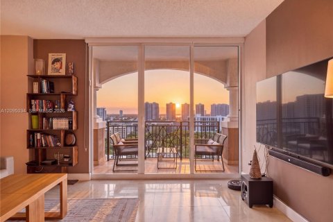 Condo in Sunny Isles Beach, Florida, 2 bedrooms  № 2392139 - photo 5