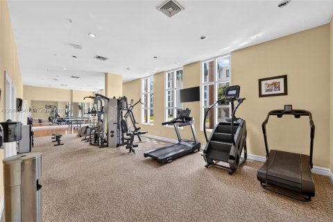 Condo in Sunny Isles Beach, Florida, 2 bedrooms  № 2392139 - photo 27