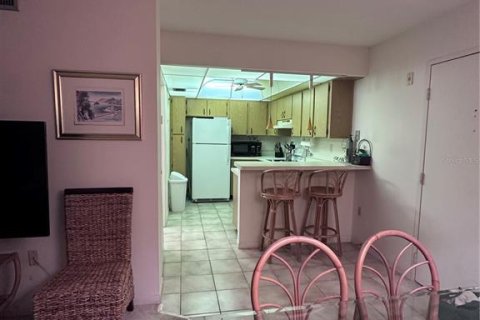 Condo in Port Charlotte, Florida, 1 bedroom  № 1900577 - photo 7