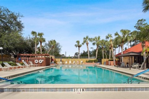 Condo in Port Charlotte, Florida, 1 bedroom  № 1900577 - photo 28