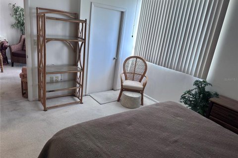 Condo in Port Charlotte, Florida, 1 bedroom  № 1900577 - photo 18
