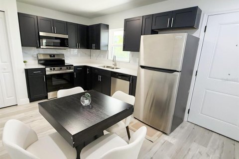 Apartment in Deltona, Florida 2 bedrooms, 79.62 sq.m. № 2223272 - photo 6