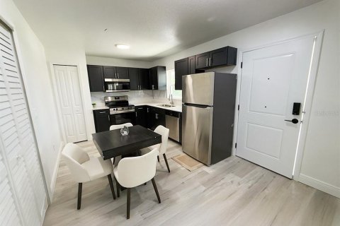 Apartment in Deltona, Florida 2 bedrooms, 79.62 sq.m. № 2223272 - photo 2