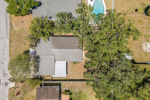 Casa en venta en Tampa, Florida, 4 dormitorios, 177.91 m2 № 1637551 - foto 28