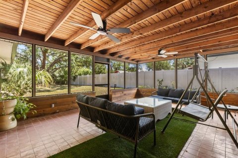 Villa ou maison à vendre à Tampa, Floride: 4 chambres, 177.91 m2 № 1637551 - photo 26